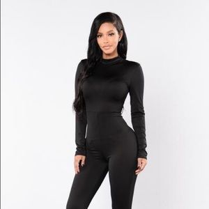 🖤🖤GREAT DEAL! BRAND NEW w tags JUMPSUIT🖤🖤